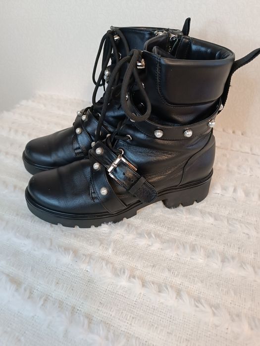 Зимове шкіряне  жіноче взуття