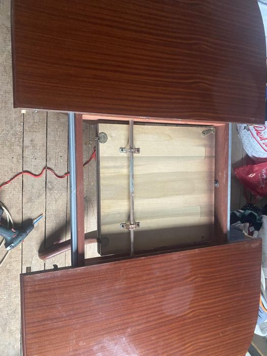 Продам стіл з Німечинни