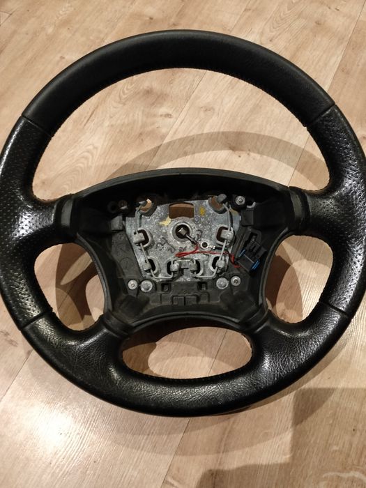 kierownica peugeot 607