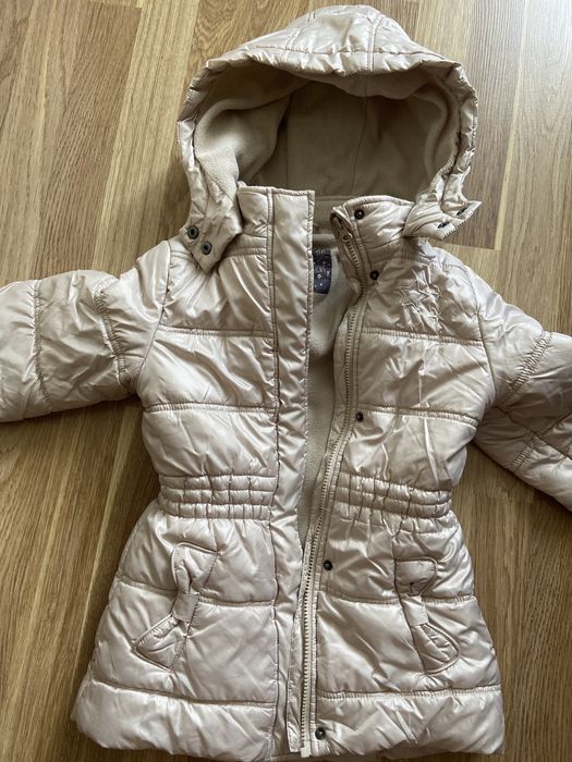 Курточка зимняя на 8-9 лет