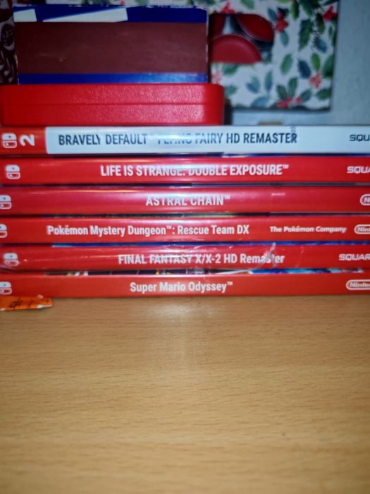 Jogos PlayStation, switch e joycons