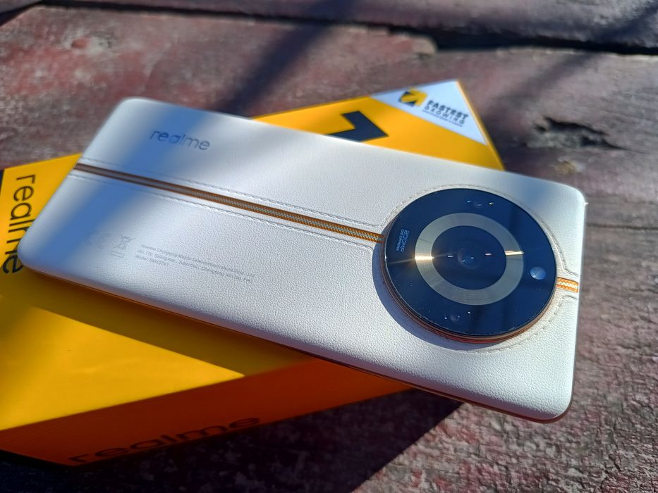 Realme 11 pro+ 200mega, 12/512 bardzo dobry+