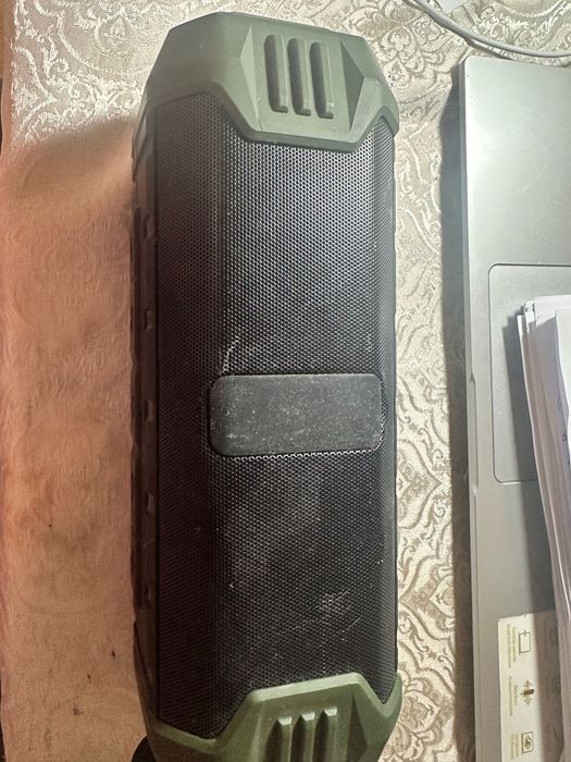 Продам колонку AWEI