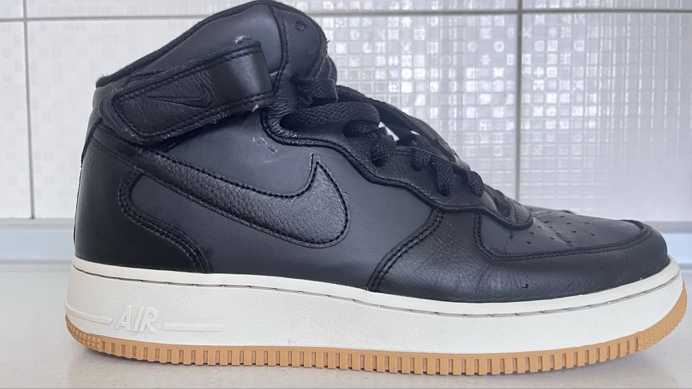 Черные высокие Air ы в идеальном состоянии.Размер 42