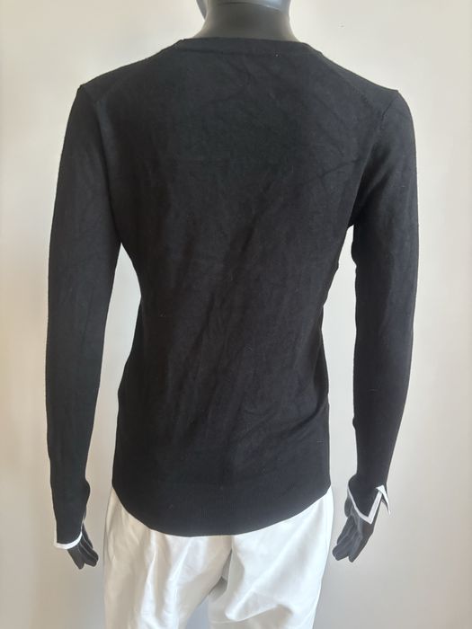 klasyczny elegancki czarny sweter sweterek Zara M Basic dopasowany