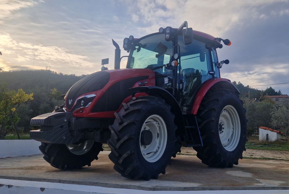 Valtra A 85 ( novo)