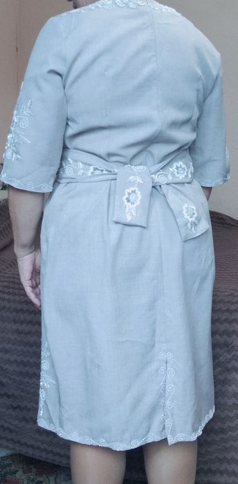 НОВЕ. Вишите плаття бісером,