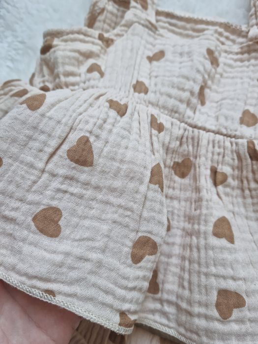 Мусліновий костюм на дівчинку