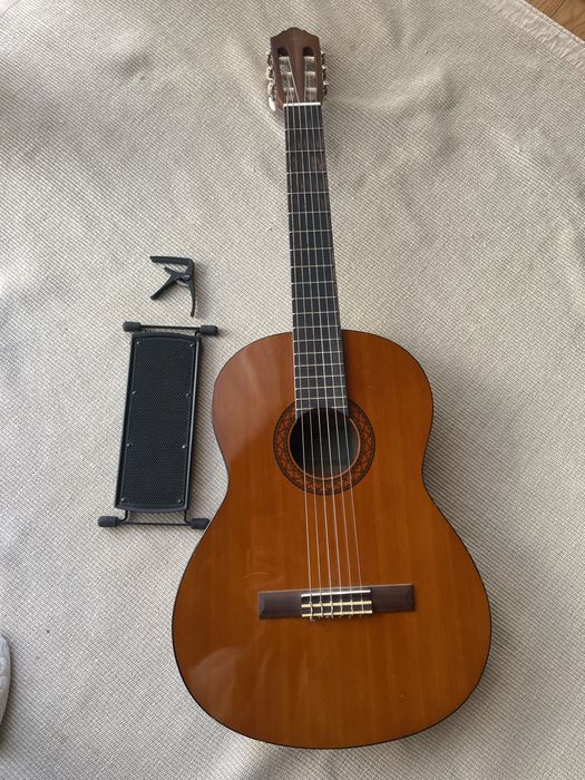 Guitarra Yamaha c40