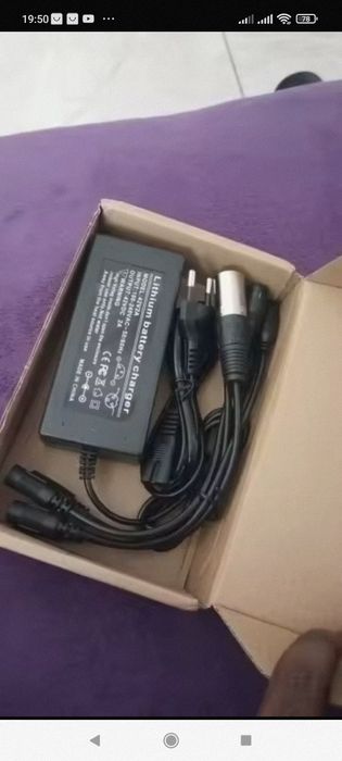 Зарядка для електротранспорту  ninebot xiaomi і ін 42в