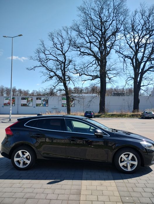 Volvo V40 D2 2.0 Diesel 120 KM 2015
