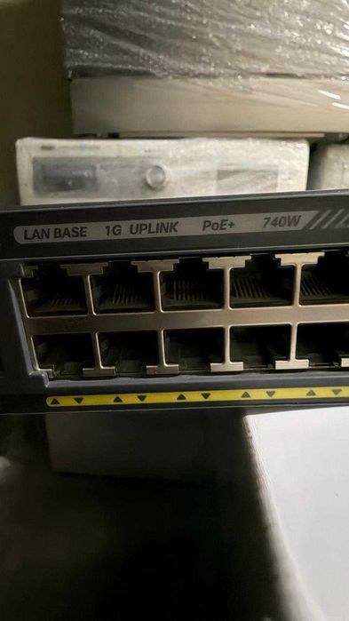 Switch Cisco 2960x-48FSP-L