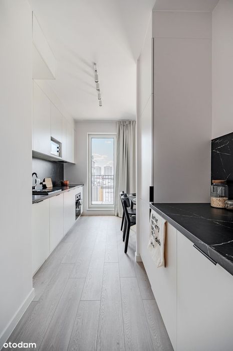 3 Pokoje z balkonem | free WiFi | CH Promenada | Pet friendly