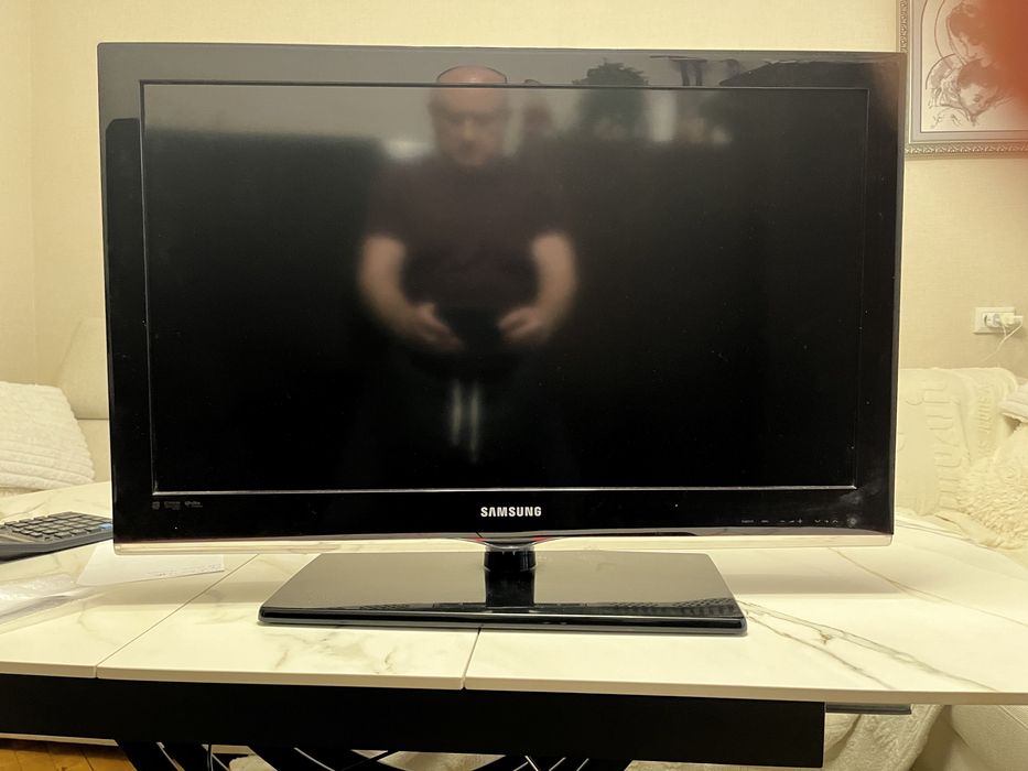 Продаю телевізор Самсунг,32 дюйм,в прекрасному стані,мало використовув