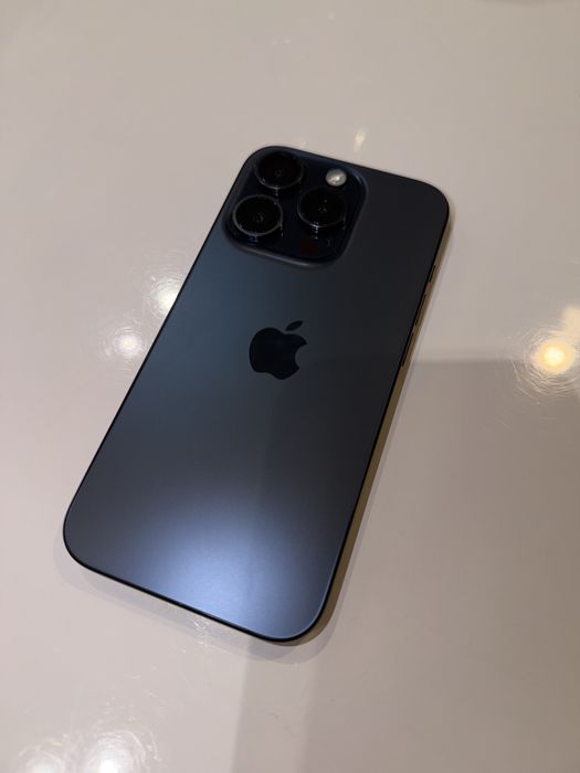 Продам айфон 15про iphone 15pro 256gb неверлок