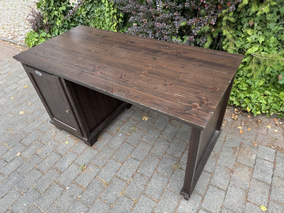 Biurko z litego drewna wymiary 140 x 85