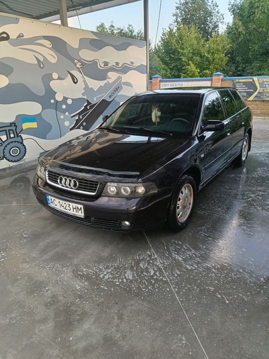 Ауді А4Б5 автомат