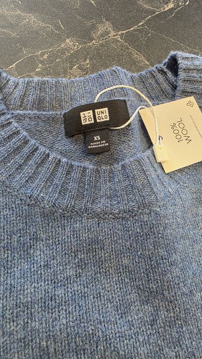 Светр 100% вовна Uniqlo