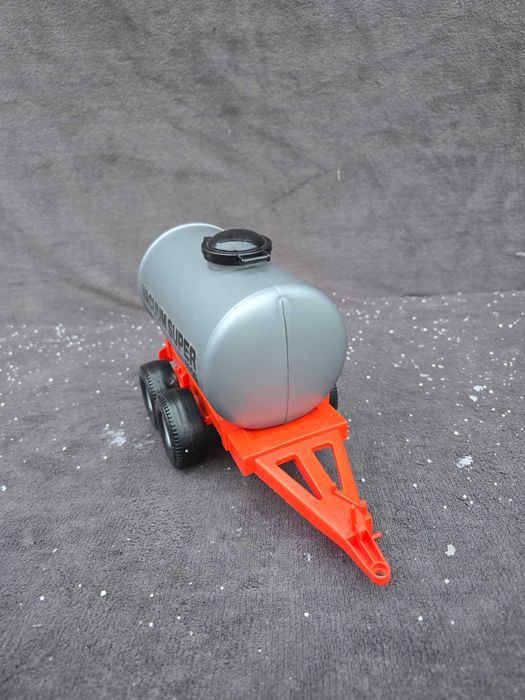 Bruder beczkowóz vacuum Super 4000