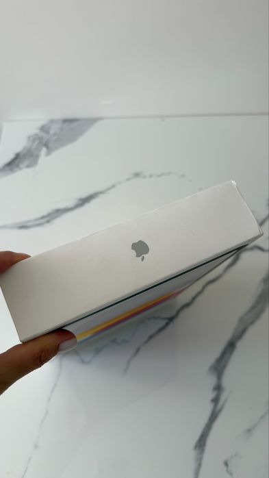 Новий планшет Apple Ipad ( A16 )