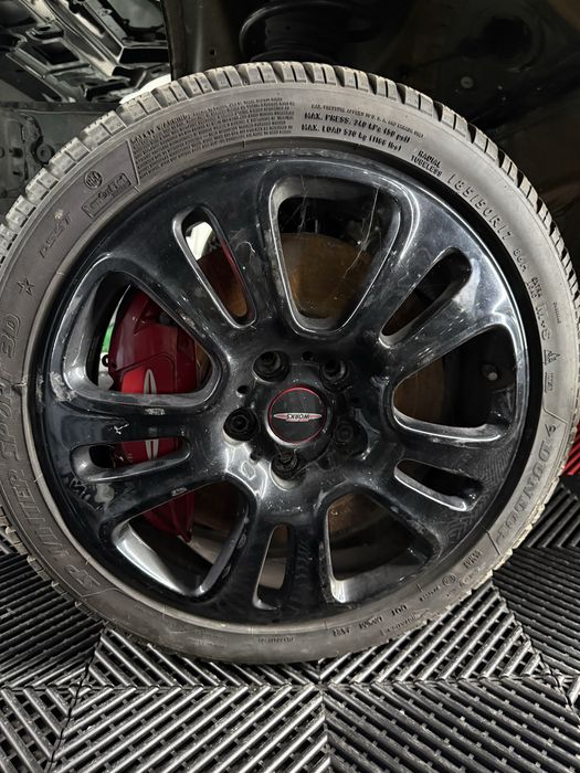 4 jantes 17’’ MINI JCW com pneus