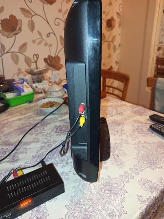 телевизор Philips 22PFL3404/12