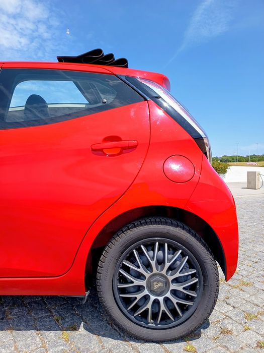 Toyota Aygo 1.0 X-Wave (Cabrio/Teto Abrir) - Full Extras