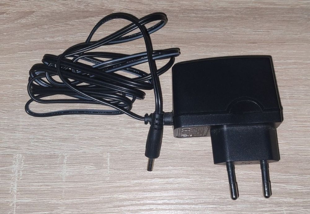 Блок питания для роутеров TP-Link 5V 0.6A T050060-2C1.