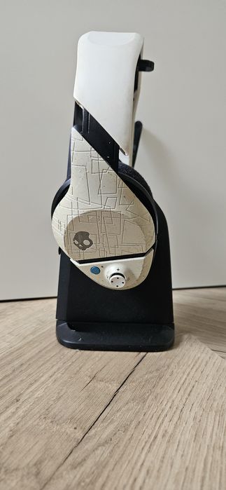 Sluchawki bezprzewodowe nauszne białe Scullcandy PLYR 1 Gaming headset