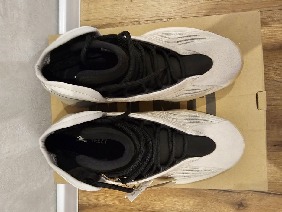 Оригінал Adidas Yeezy QNTM Mistsl HQ2085 44.5