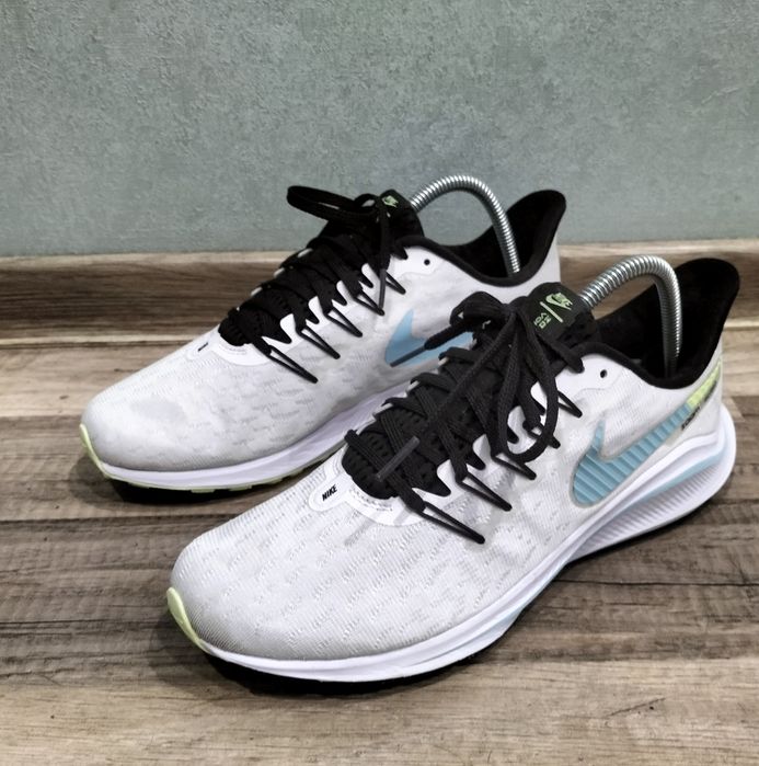 Buty Sportowe Nike Air Zoom Vomero 14 roz 40.5