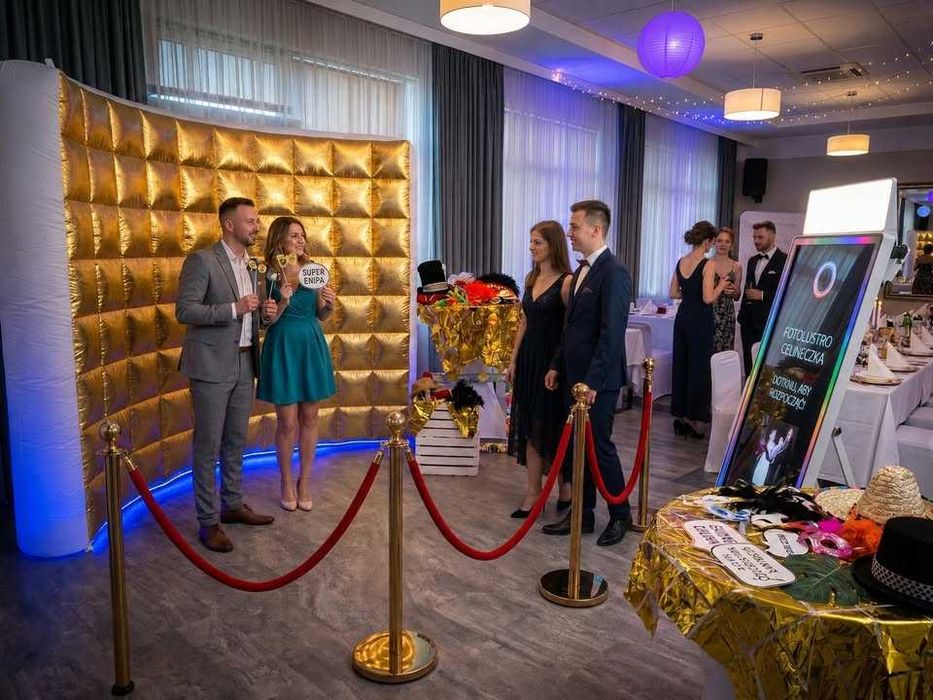 FotoLustro / Fotobudka na każdą Impreze - Wesele / 18-stka / Urodziny