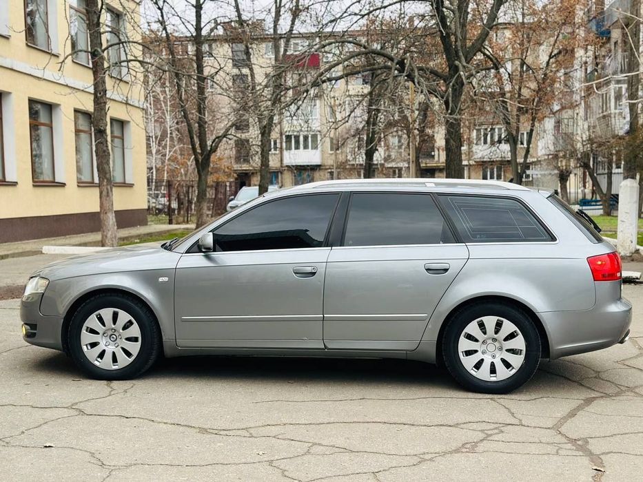 Продам Audi A4 B7 в идеальном состоянии 2 л дизель