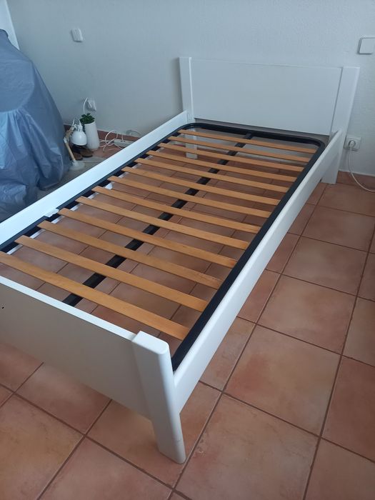 Cama de solteiro