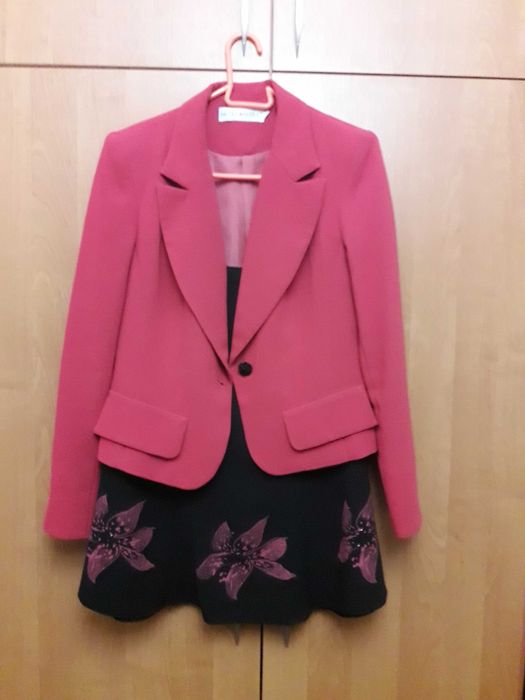 Костюм р.48 б/у идеал.состояние