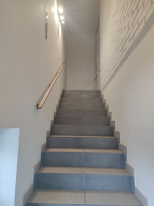 Можл продаж!! офіс від 12, 32, 45 кВ.м окремий вхід, завжди є світло!!