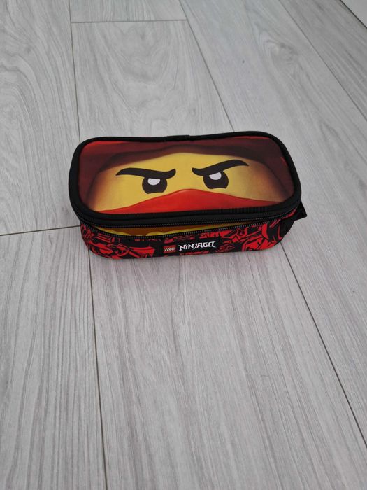 Piórnik LEGO czerwony NINJAGO KAI