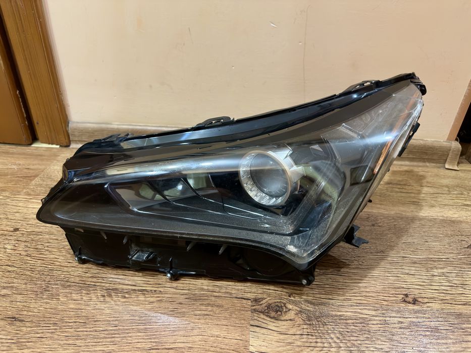 Фари Lexus NX 300 USA, під ремонт