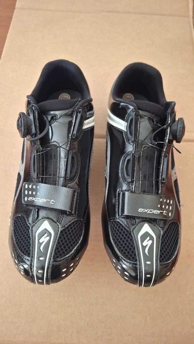 Sapatilhas Specialized BG com sola em carbono