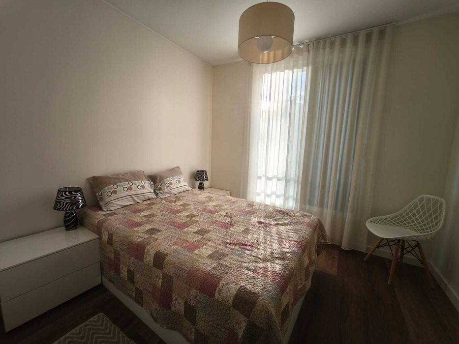 Apartamento/Condomínio com 2 quartos e 1 casa de banho