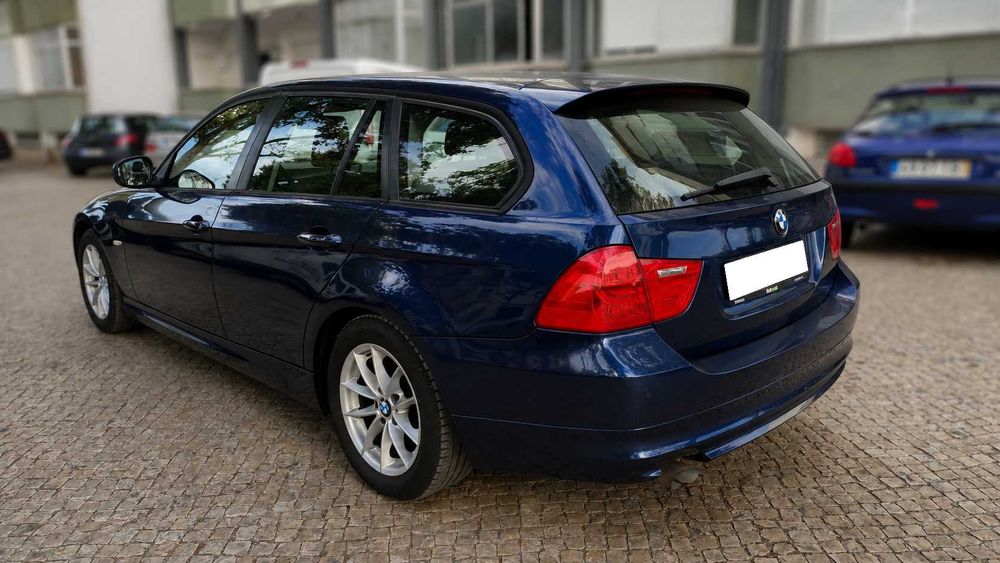 BMW 318d Touring Auto