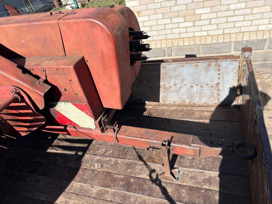 Прес-підбірник Massey Ferguson MF