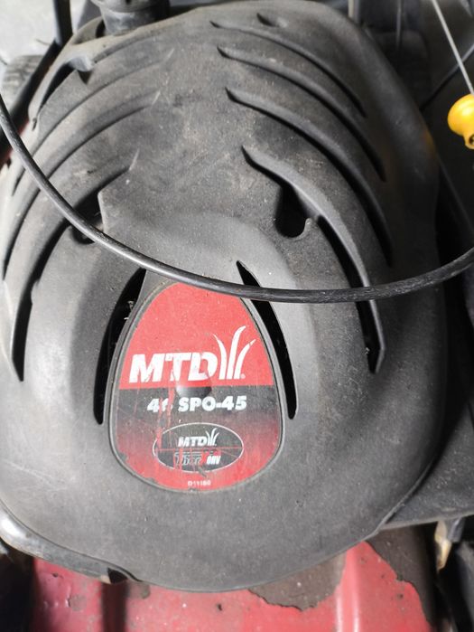 Stara kosiarka do naprawy