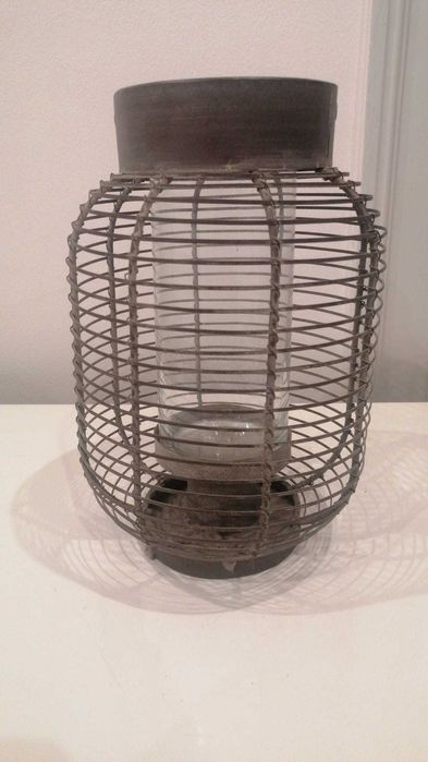 Lanterna Decorativa Industrial em Metal e Vidro (28 cm)– Como Nova