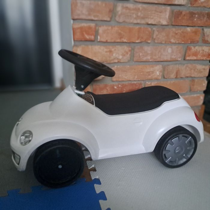 Jeździk odpychacz  auto samochod dla dziecka biały VW Beetle
