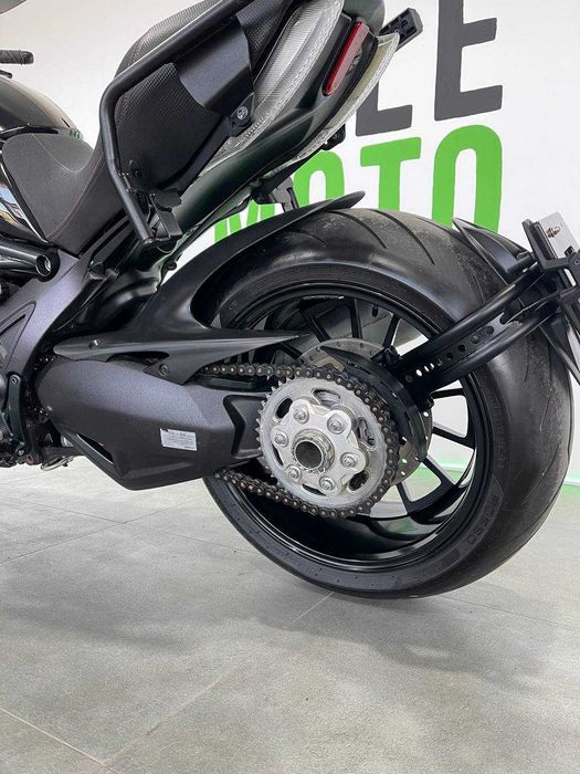 Мотоцикл Ducati diavel 1200