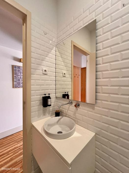 Apartamento com 1 quartos - localizado em Santo Ildefonso Porto