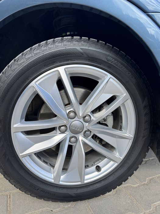 Audi q3  S  line
