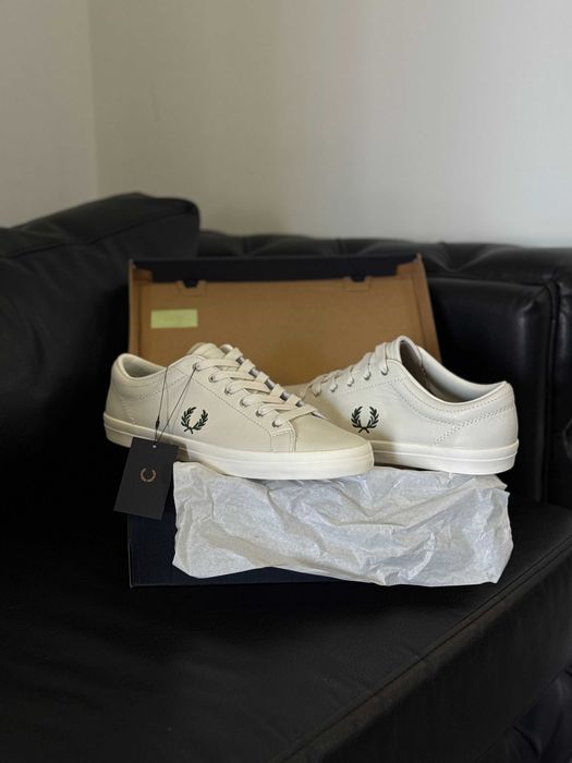 Мужские кожание шкіряні кеди Fred Perry Baseline Leather Нові Оригінал Є розміра в наявності дивіться інші оголошення автора більше 1000 моделей