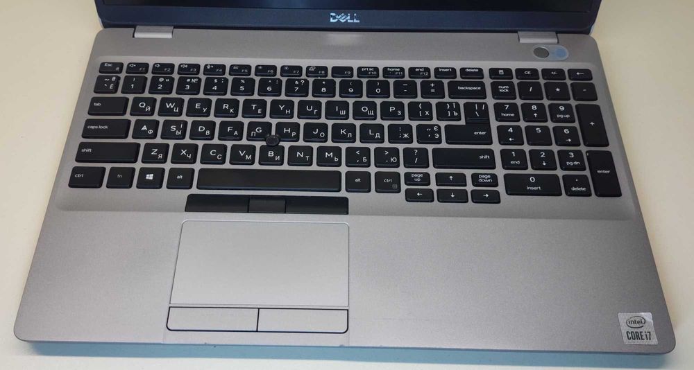 Ноутбук Dell Precision 3550 / i7-10510U/ 16GB RAM/ Quadro P520/ 256GB/ 15.6" FHD IPS/WIN 11Pro